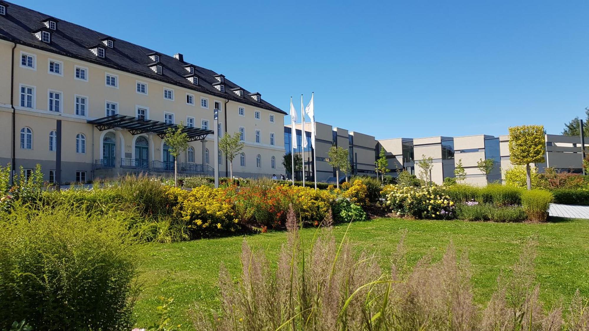 Holly Gmbh Ferienwohnungen Bad Alexandersbad Exterior photo